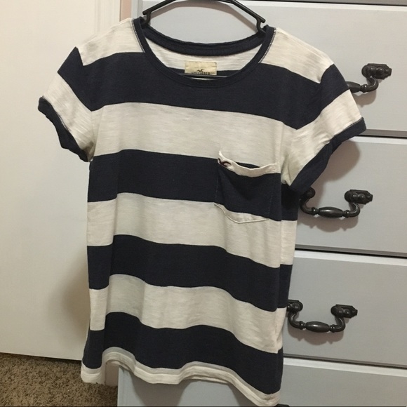 Holister navy and white striped t-shirt - Picture 2 of 4